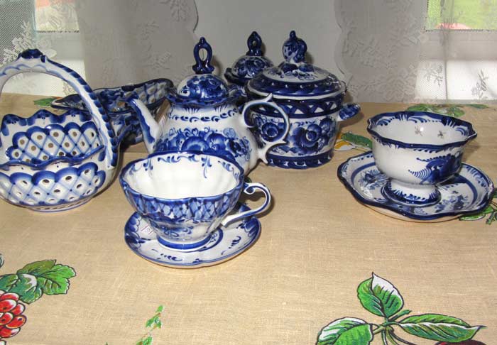 Gzhel style porcelain