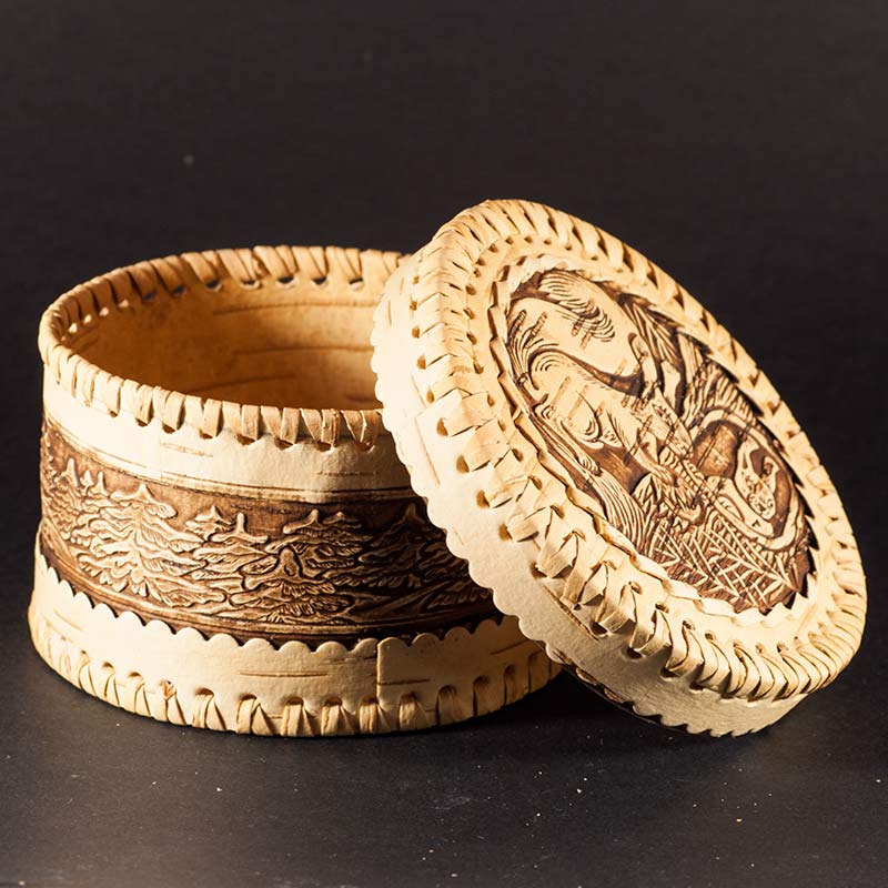 Box Round Shape Squirrels in Birch Bark Crafts Jewelry Boxes category
