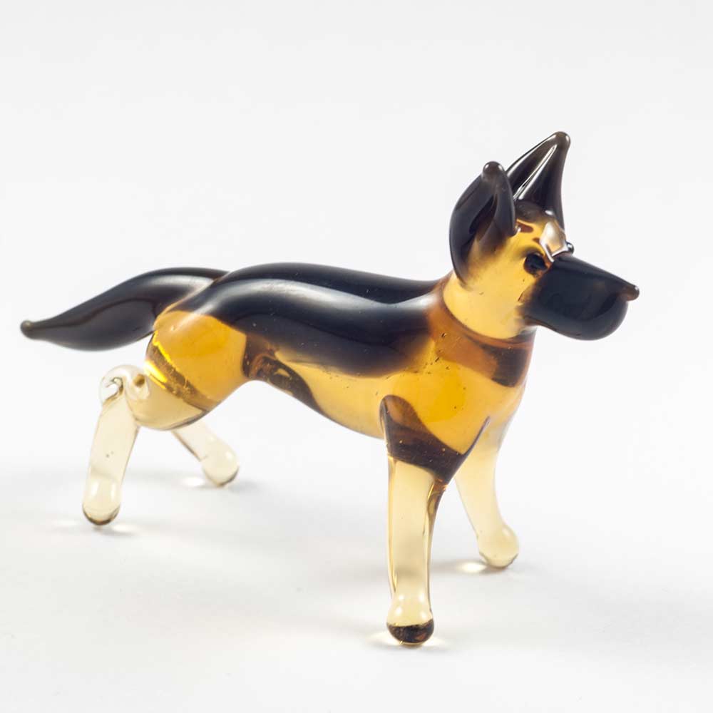 German Shepherd Dog in Glass Figurines Dogs category