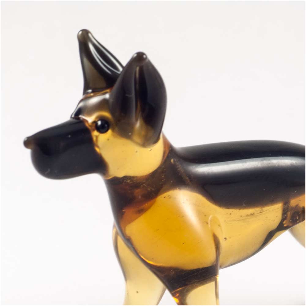 Art Blown Glass Figurine of the German Shepherd dog 