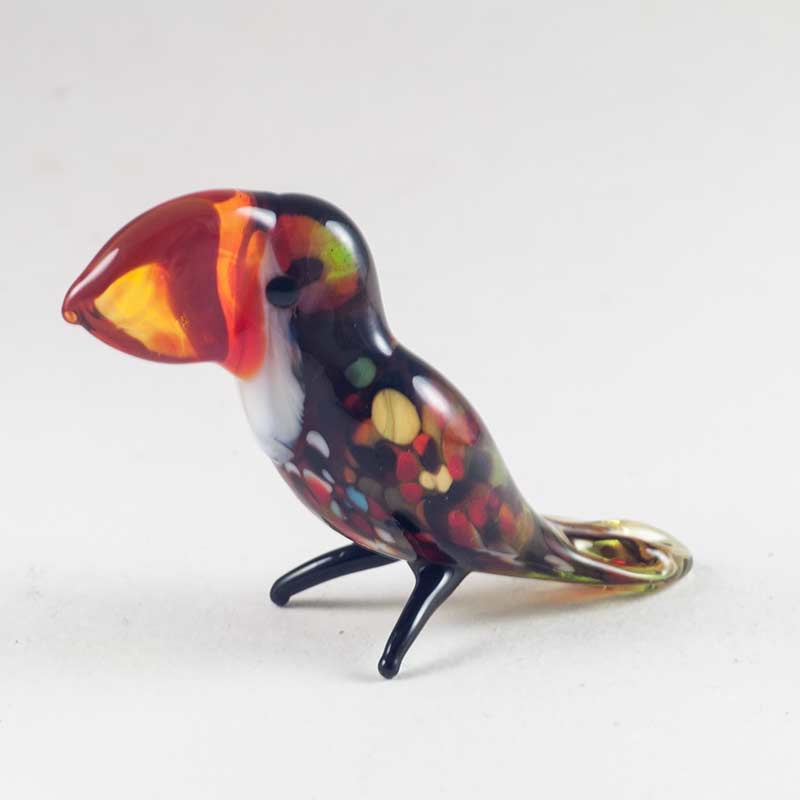 Toucan Glass Sculpture in Glass Figurines Birds category