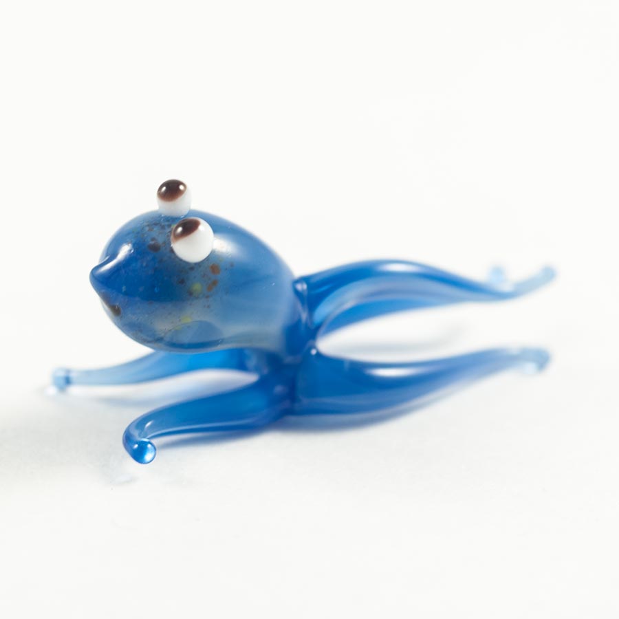 Octopus Figurine in Glass Figurines Miniature Figurines category