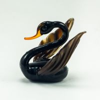 Glass Dark Swan Figurine in Glass Figurines Birds category