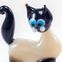 Glass Figurine White Cat in Glass Figurines Cats category