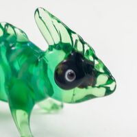 Chameleon in Glass Figurines Reptiles category