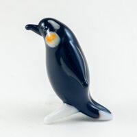 Glass Penguin Figurine in Glass Figurines Birds category