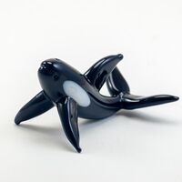 Orca Killer Whale Glass Figurine in Glass Figurines Sea Life Creatures category