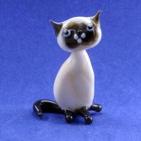 Sitting Glass Cat in Glass Figurines Cats category