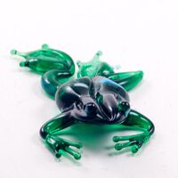 Glass Green Frog Figure in Glass Figurines Reptiles category
