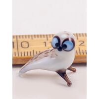 White Owl Glass Figurine in Glass Figurines Miniature Figurines category