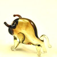 Bull Figurine in Glass Figurines Miniature Figurines category