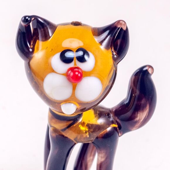 Glass Cat Figurine in Glass Figurines Cats category
