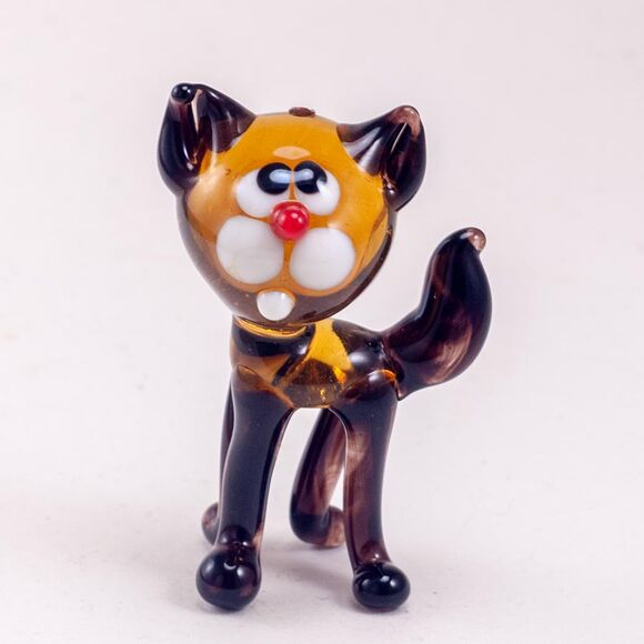 Glass Cat Figurine in Glass Figurines Cats category