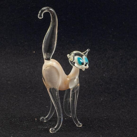 White Glass Cat Figure in Glass Figurines Cats category