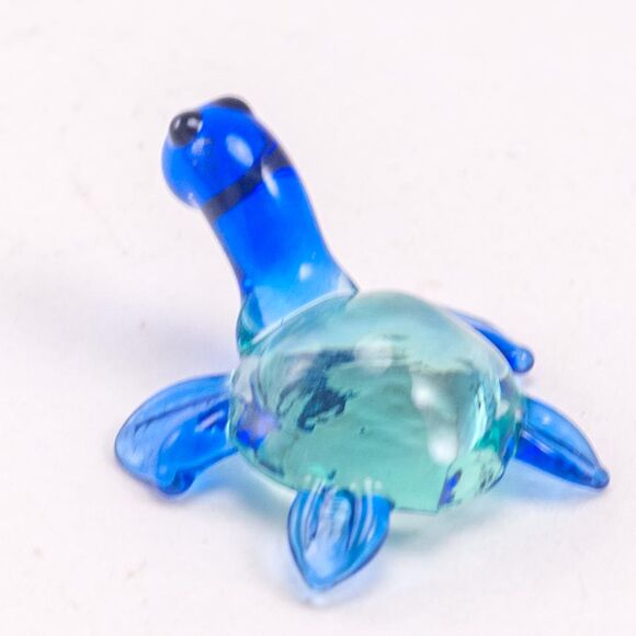 Tiny Blue Turtle in Glass Figurines Miniature Figurines category
