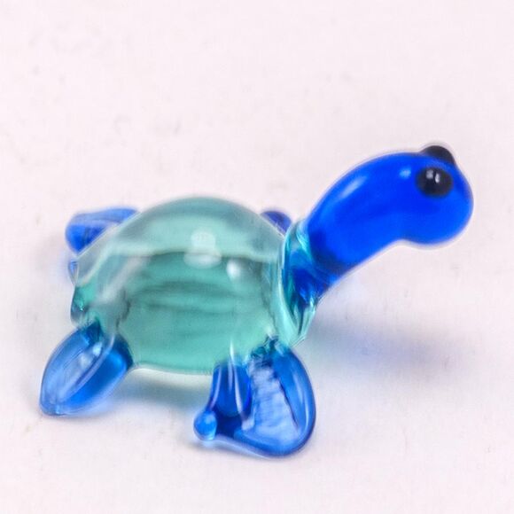 Tiny Blue Turtle in Glass Figurines Miniature Figurines category
